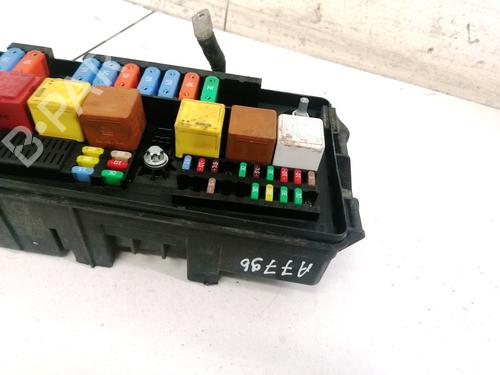 Fuse box OPEL VECTRA C (Z02) 1.9 CDTI (F69) | BP32902437E1 - Image 2
