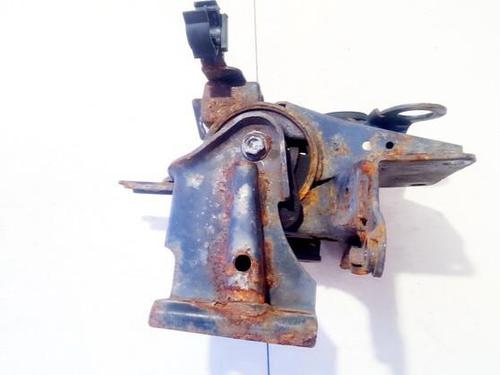 Used Engine mount Engine mount NISSAN X-TRAIL I (T30) 2.2 dCi (136 hp) 33510388 33510388