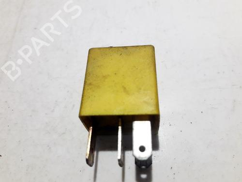 Electronic sensor HYUNDAI ELANTRA III (XD) 2.0 CRDi | BP33523938M84 - Image 2