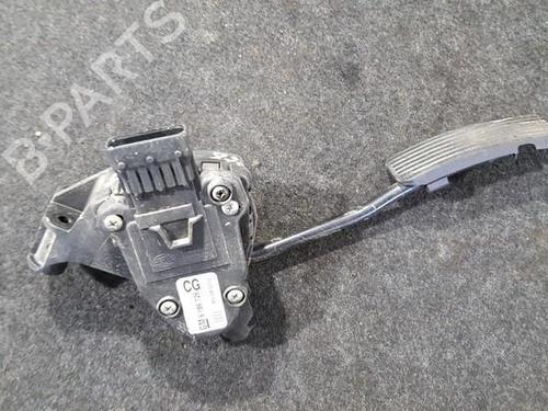 Used Pedal Pedal SAAB 9-3 (YS3F, E79, D79, D75) 1.9 TiD (150 hp) 35658807 35658807