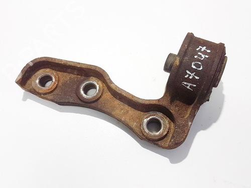 Used Engine mount Engine mount KIA SORENTO I (JC) 2.5 CRDi 4WD (140 hp) 32879399 32879399
