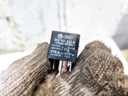 Electronic sensor VW TOURAN (1T1, 1T2) 2.0 TDI 16V | BP32581940M84 - Image 6