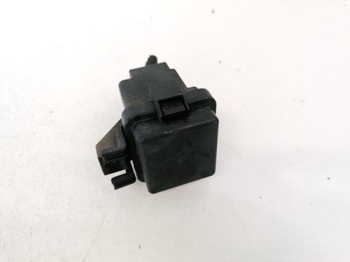 fuse-box-audi-a1-8x1-8xk-2010-2011-2012-2013-2014-2015-2016-2017-2018-2019-32905621 main image