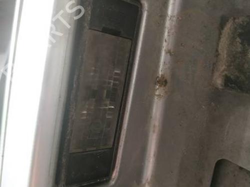 nummerpladelys-nissan-primera-hatchback-p12-2002-34866447 main image