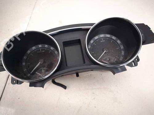 Used Instrument cluster Instrument cluster 35356859 35356859