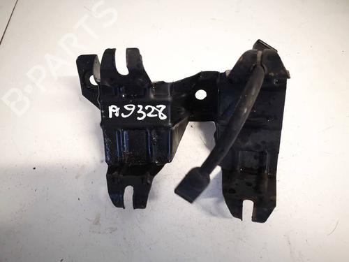 Used Support LAND ROVER FREELANDER I (L314) 2.0 DI 4x4 (98 hp) 32618363