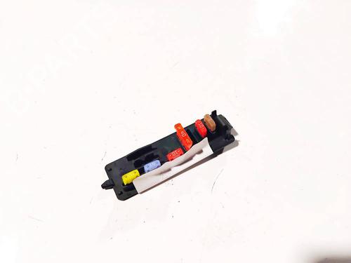 fuse-box-citroen-c5-iii-rd_-2008-2009-2010-2011-2012-2013-2014-2015-2016-2017-32620425 main image