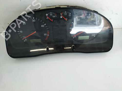 Used Instrument cluster Instrument cluster 35498468 35498468