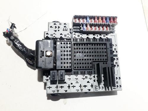 Used Fuse box Fuse box VOLVO S60 I (384) D5 (163 hp) 33516968 33516968