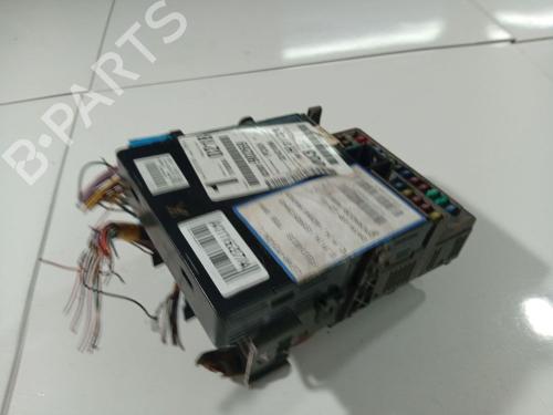 Used Fuse box Fuse box RENAULT LAGUNA II (BG0/1_) 1.9 dCi (107 hp) 40519548 40519548
