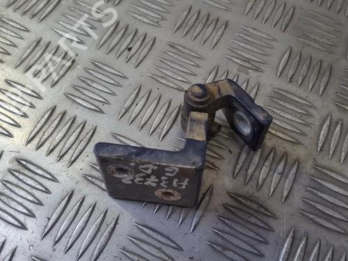 hingedoor-check-strap-audi-a4-b5-8d2-1994-1995-1996-1997-1998-1999-2000-2001-33493242 main image