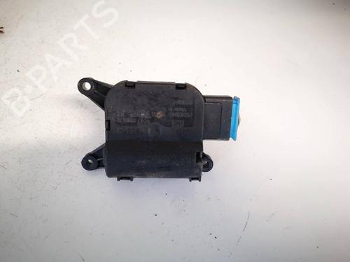 Used Electronic module VW TOURAN (1T1, 1T2) 1.9 TDI (105 hp) 32552670