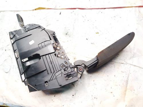 Used Armrest / Center console Armrest / Center console VW GOLF V (1K1) 1.9 TDI (105 hp) 35461949 35461949