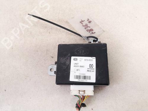 Used Electronic module Electronic module KIA CARNIVAL / GRAND CARNIVAL III (VQ) 2.9 CRDi (185 hp) 32923100 32923100
