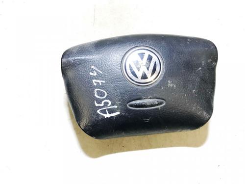 driver-airbag-vw-passat-b5-variant-3b5-1997-1998-1999-2000-2001-33104224 main image
