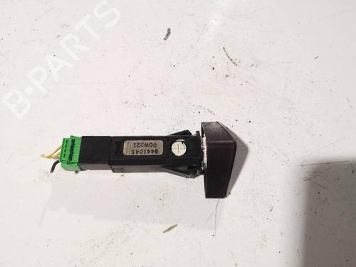 Used Warning switch Warning switch VOLVO XC70 I Cross Country (295) 2.4 T XC AWD (200 hp) 35021246 35021246