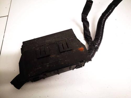 Used Fuse box NISSAN JUKE (F15) 1.6 (117 hp) 32582774