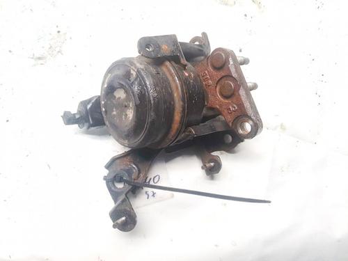 Used Engine mount Engine mount TOYOTA COROLLA Verso (_E12_) 2.0 D-4D (CDE120_, CDE120R) (90 hp) 32895365 32895365