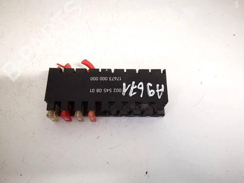 Fuse box VW CRAFTER 30-35 Bus (2E_) 2.5 TDI | BP32620764E1 - Image 2