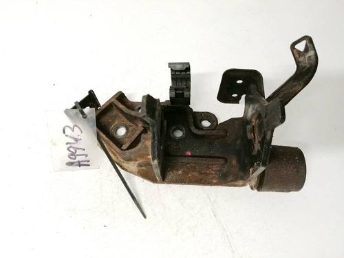 Used Support Support TOYOTA YARIS (_P9_) 1.4 D-4D (NLP90_, NLP90R) (90 hp) 32611941 32611941