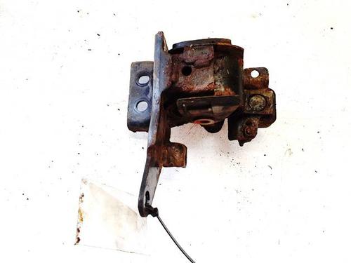 Used Engine mount Engine mount TOYOTA COROLLA Saloon (_E12_) 2.0 D-4D (CDE120_, CDE120R) (116 hp) 34269320 34269320