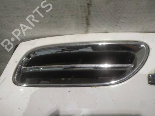 Used Grille Grille 36876250 36876250