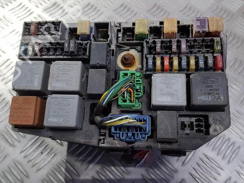fuse-box-ford-mondeo-iii-b5y-2000-2001-2002-2003-2004-2005-2006-2007-33491756 main image