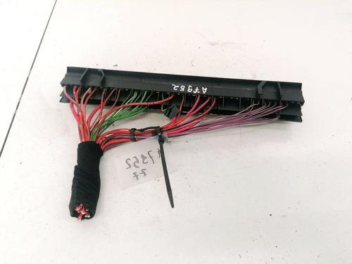 fuse-box-bmw-5-e39-1995-1996-1997-1998-1999-2000-2001-2002-2003-32904782 main image