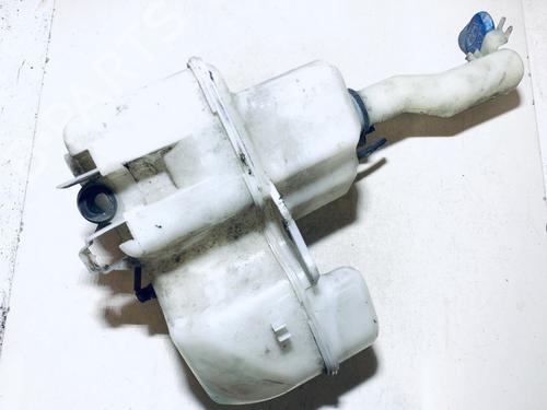 Used Windscreen washer tank Windscreen washer tank VOLVO S80 I (184) T6 (272 hp) 35879641 35879641