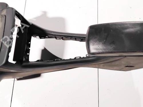 Used Armrest / Center console Armrest / Center console CITROËN C5 III (RD_) 2.2 HDi (RD4HTH) (170 hp) 35144847 35144847