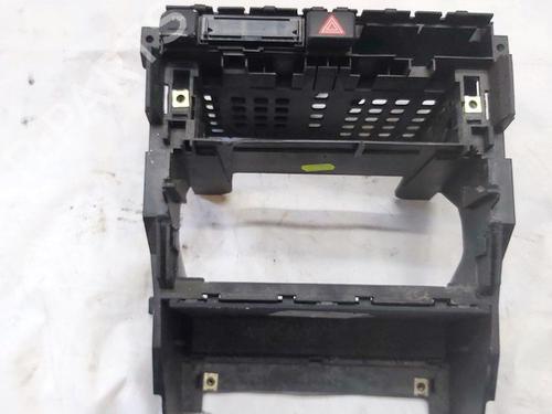 Warning switch AUDI A4 B6 (8E2) 2.0 | BP35880089I22 - Image 2