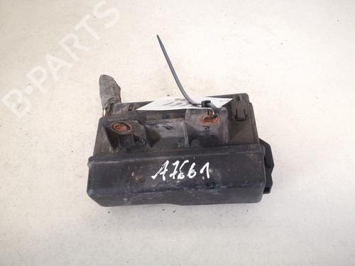 Used Fuse box Fuse box 32899698 32899698
