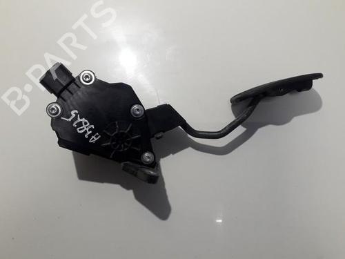 Used Pedal Pedal LEXUS IS II (_E2_) 220d (ALE20) (177 hp) 35837465 35837465