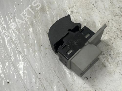Switch AUDI A6 C5 (4B2, 4B4) 2.5 TDI | BP39115997I30 - Image 3