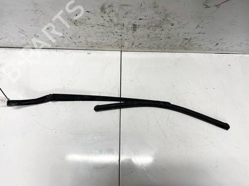 Used Front windshield wiper arm PORSCHE CAYENNE (9PA) S 4.5 (340 hp) 32627722