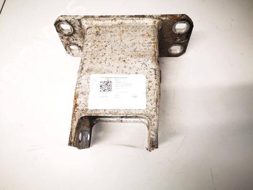 Used Front bumper bracket Front bumper bracket 34792665 34792665