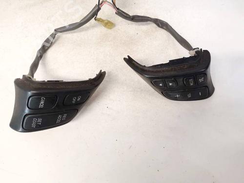 Used Steering wheel controls Steering wheel controls 35370723 35370723
