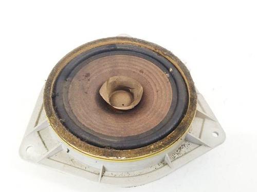 Used Speaker Speaker TOYOTA YARIS (_P1_) 1.0 (SCP10_, SCP10R) (68 hp) 32586374 32586374