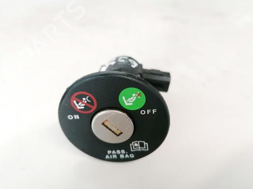 Used Switch ALFA ROMEO 156 Sportwagon (932_) 2.4 JTD (932BXF00) (175 hp) 33087364