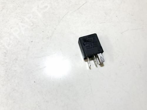 electronic-sensor-opel-zafira-a-mpv-t98-1999-2000-2001-2002-2003-2004-2005-2006-33075676 main image