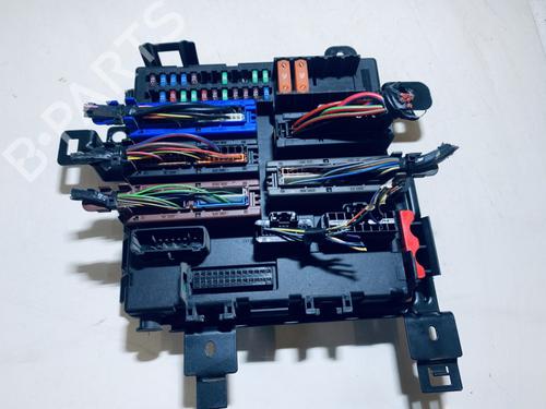 Used Fuse box SAAB 9-3 (YS3F, E79, D79, D75) 1.9 TiD (150 hp) 33083037