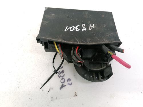 fuse-box-opel-zafira-a-mpv-t98-1999-2000-2001-2002-2003-2004-2005-2006-32913046 main image