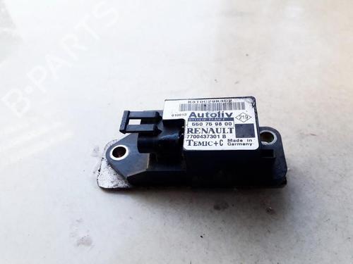 Used Electronic module Electronic module RENAULT SCÉNIC I MPV (JA0/1_, FA0_) 1.9 dTi (JA0N) (98 hp) 33530215 33530215
