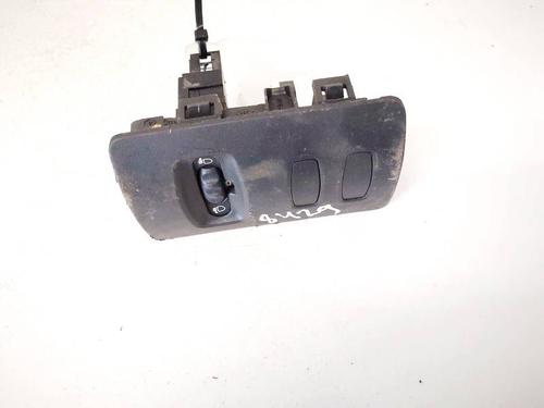Used Switch Switch RENAULT CLIO III (BR0/1, CR0/1) 1.5 dCi (75 hp) 35388811 35388811