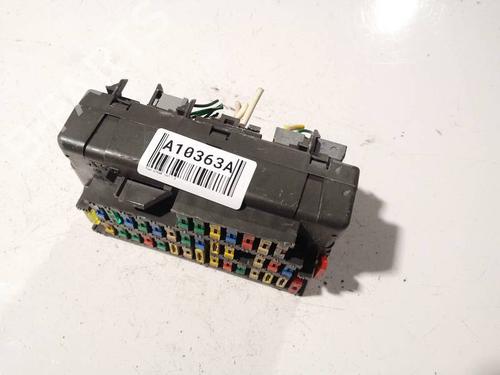 Used Fuse box Fuse box FIAT ULYSSE (220_) 2.0 (220.AC5) (121 hp) 32567068 32567068