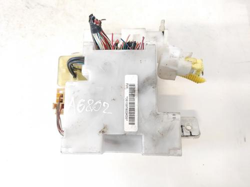 Used Fuse box Fuse box TOYOTA COROLLA Saloon (_E12_) 2.0 D-4D (CDE120_, CDE120R) (116 hp) 33085884 33085884