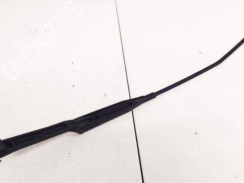 Used Front windshield wiper arm Front windshield wiper arm 32623244 32623244