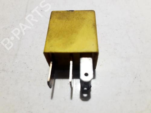 Electronic sensor HYUNDAI ELANTRA III (XD) 2.0 CRDi | BP33523939M84 - Image 2