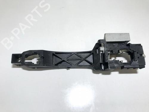 Used Front left exterior door handle Front left exterior door handle 35710076 35710076