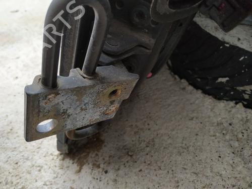 hingedoor-check-strap-audi-a4-b6-8e2-2000-2001-2002-2003-2004-2005-32876200 main image